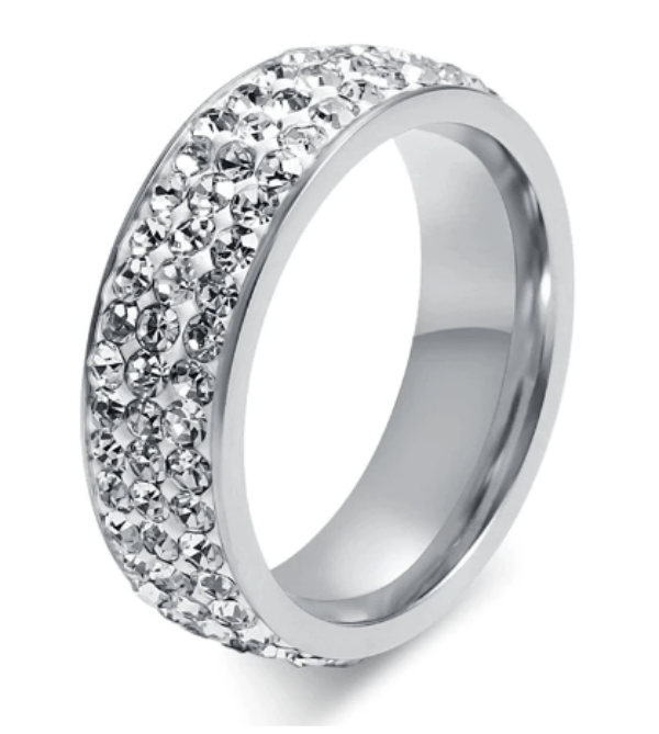 Afffordable Engagement Ring for Women