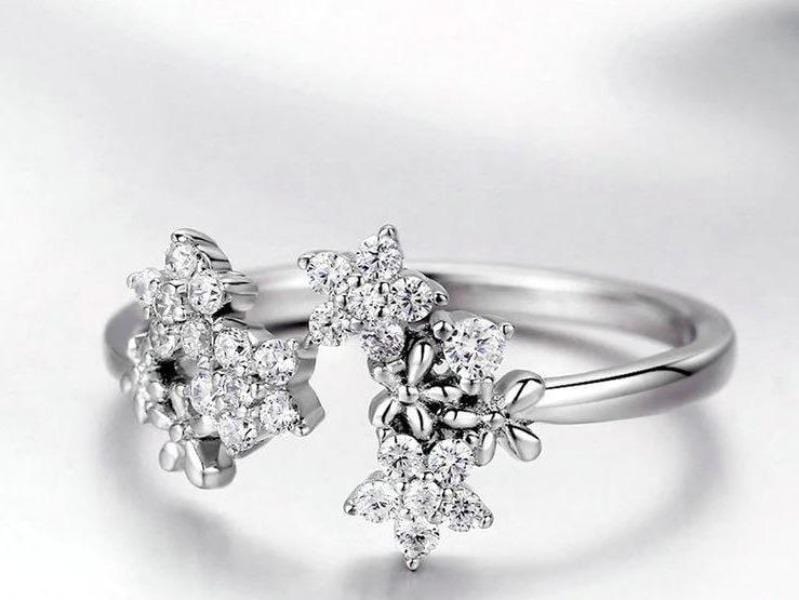Silver Floral Ring